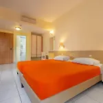 Hotel Pavlos 2*