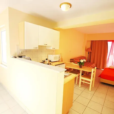 Hotel Pavlos 2*